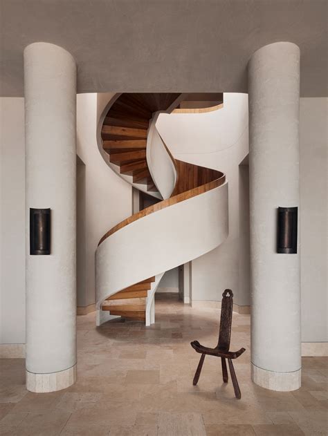Interni lussuosi di Villa Radici, con dettagli Art Déco
