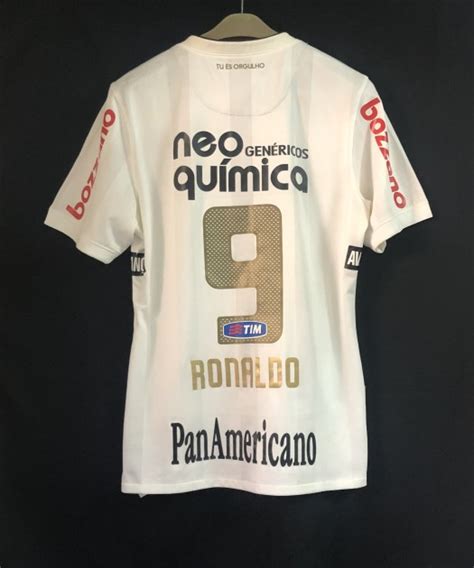 Ronaldo con la maglia del Corinthians