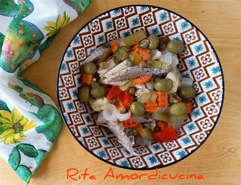 Pesce azzurro con verdure