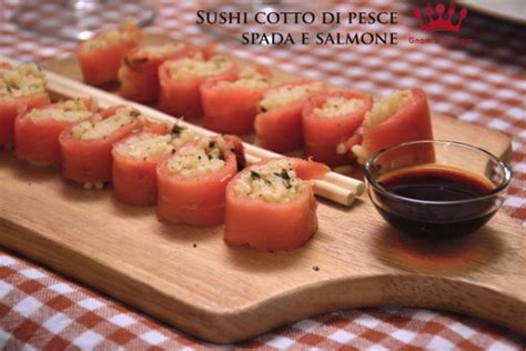 Piatto di sushi cotto