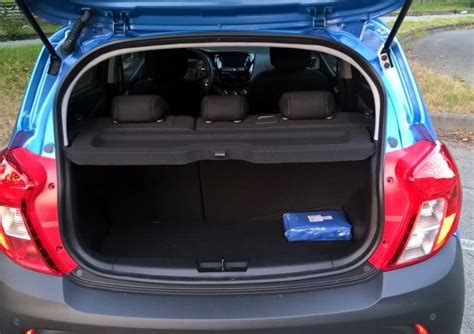 Bagagliaio Opel Karl Rocks