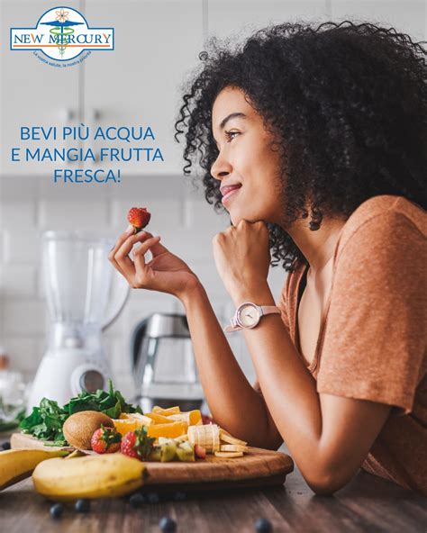 Mangiafrutta con frutta