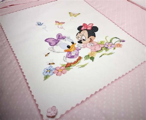 Copertina neonato con Minnie e stelle
