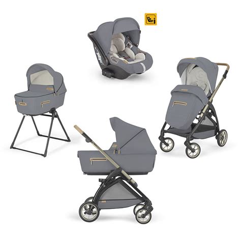 Dettaglio di un passeggino Inglesina con tessuti naturali
