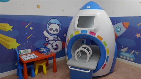 Simulatore di risonanza magnetica per bambini con cartone animato