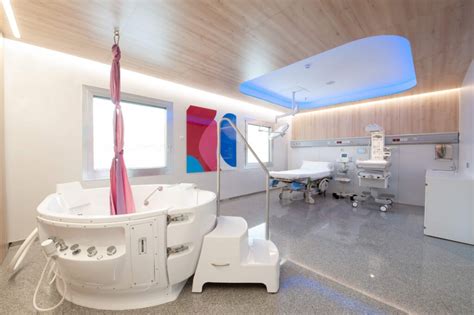 Sala parto moderna in clinica