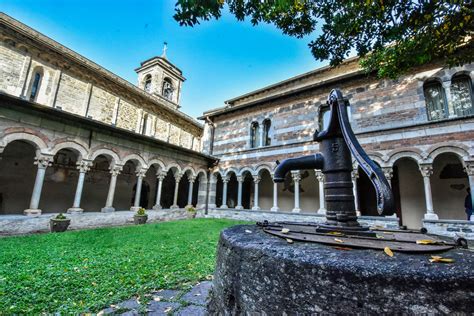 Facciata Abbazia di Piona