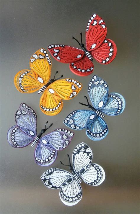 Farfalle di carta colorate