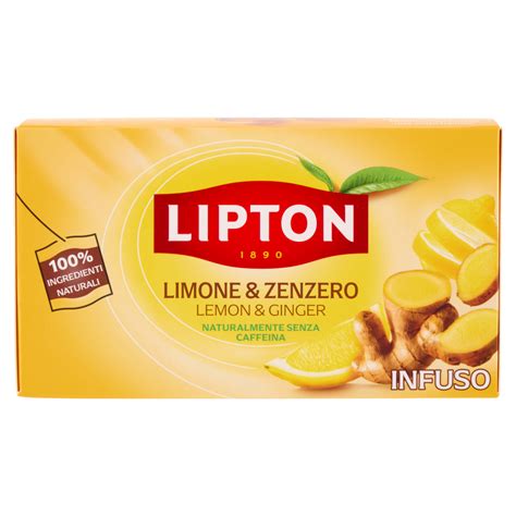 Infuso di zenzero e limone in una tazza