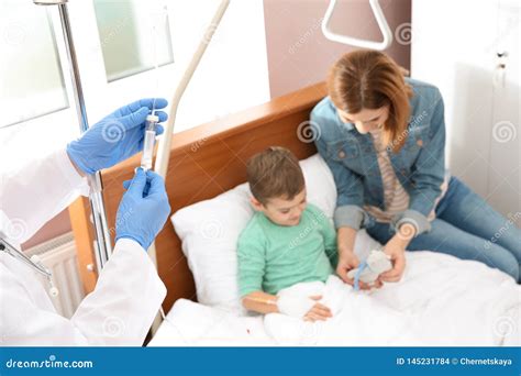 Bambino in ospedale