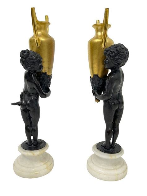 Statuette coroplastiche antiche rappresentanti la gravidanza