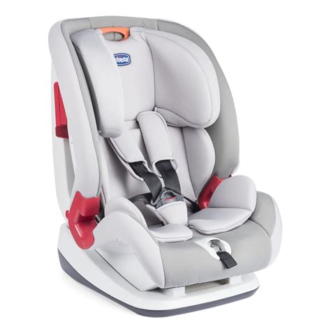 Bambino seduto nel seggiolino Chicco YOUniverse