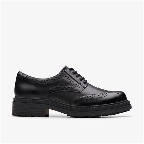 scarpe stringate da donna con borchie
