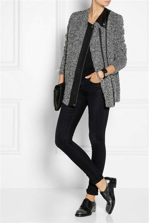 outfit elegante con scarpe stringate