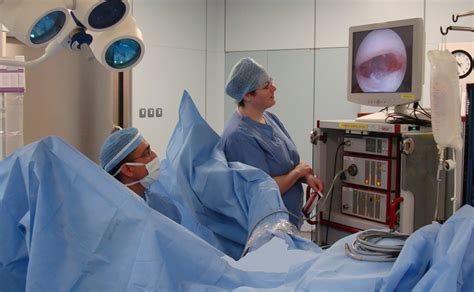 Strumentazione medica per isteroscopia
