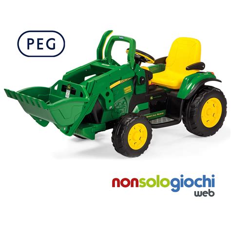 Dettaglio della benna funzionante della ruspa Peg Perego
