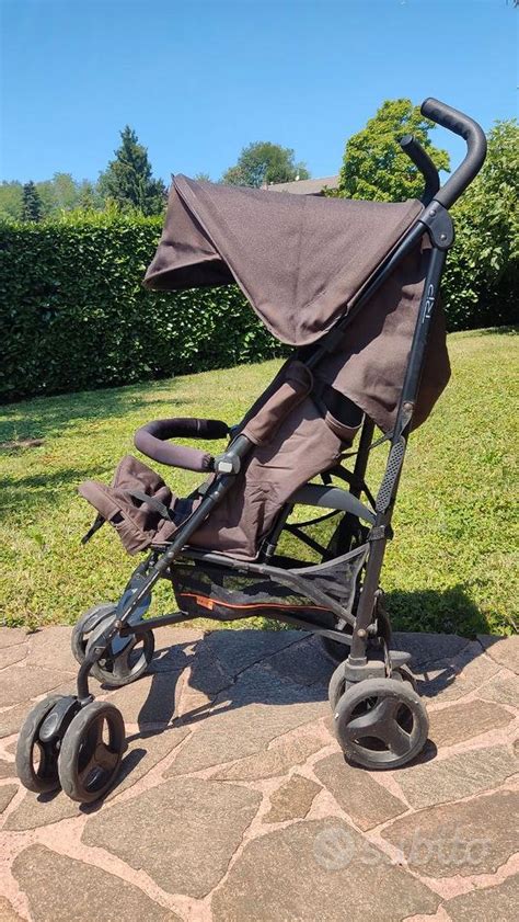 Inglesina Trip passeggino chiuso e compatto