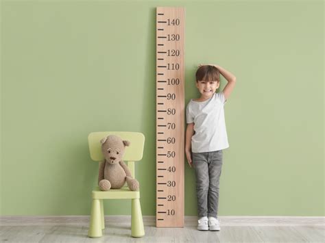 infografica che mostra la crescita di un bambino