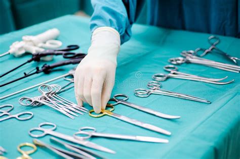 strumenti chirurgici sterilizzati