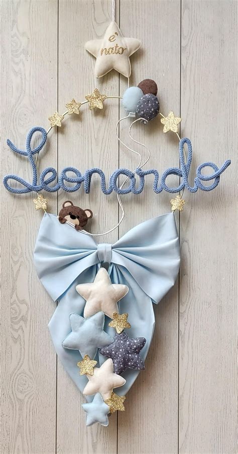 Fiocco nascita patchwork personalizzato con dettagli colorati