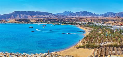 Panorama aereo di Sharm El Sheikh con il Coral Bay Resort in primo piano
