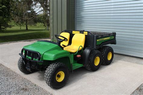 John Deere Gator HPX 6x4 al lavoro