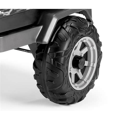 Dettaglio delle ruote a trazione estrema del Peg Perego Gaucho Superpower