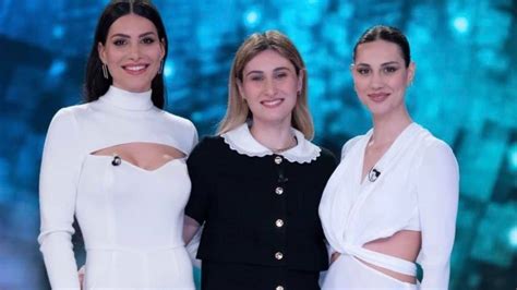 Le sorelle Valli: Beatrice, Ludovica ed Eleonora