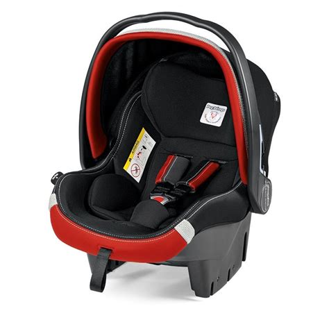 Ovetto Peg Perego Primo Viaggio SL agganciato al telaio del passeggino