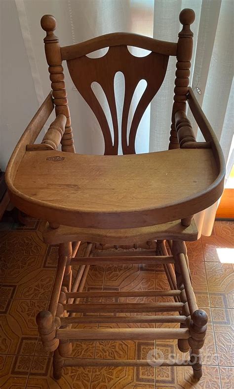Seggiolone in legno vintage anni '80