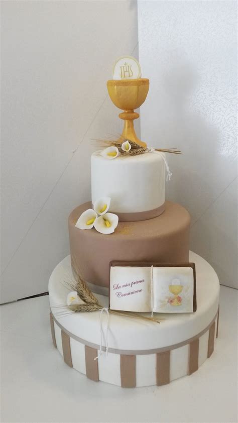 Torta a forma di calice per comunione